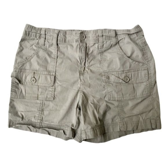 Style & Co Cargo Pocket Shorts Size 6 - Picture 1 of 5